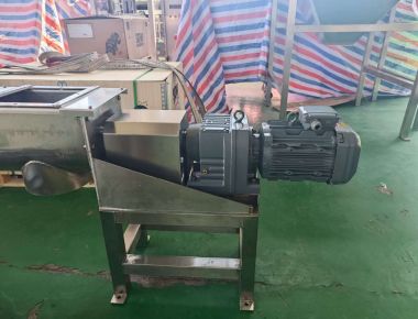 Bereitstellung von vollautomatisierten Produktionslinienlösungen für die Salzverpackung